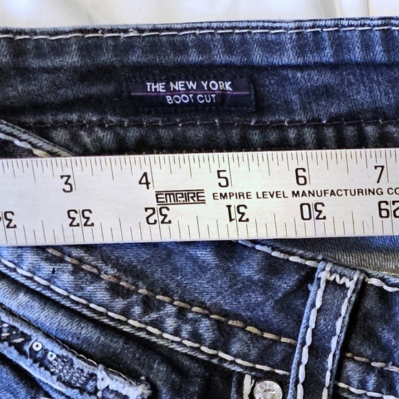 Vigoss Women's Denim with Silver Accents - Picture 8 of 13